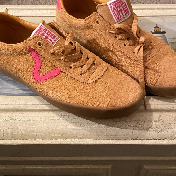 Vans Brown and Pink Sneakers suede size 10.5 mens nwt - Picture 5 of 5